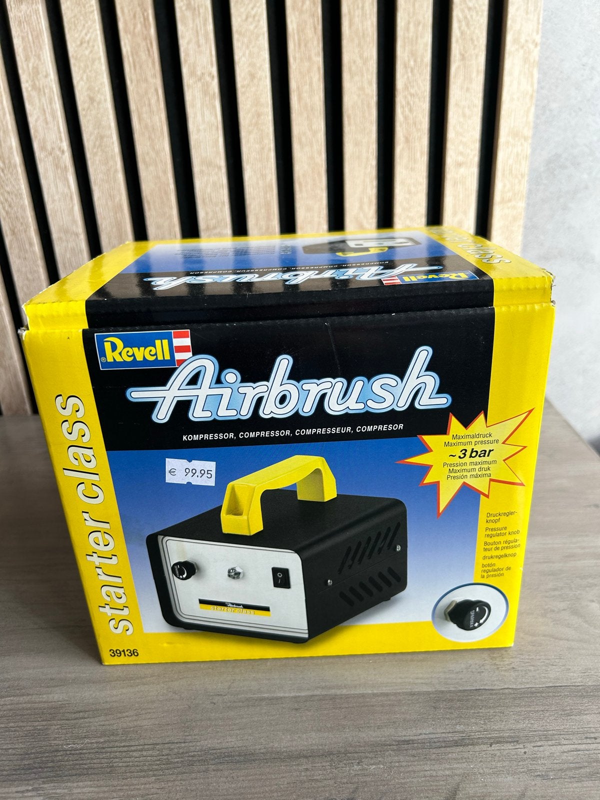 Revell Airbrush Starter Class Compressor Set, Ophalen of Verzenden, Zo goed als nieuw, Airbrush en Toebehoren