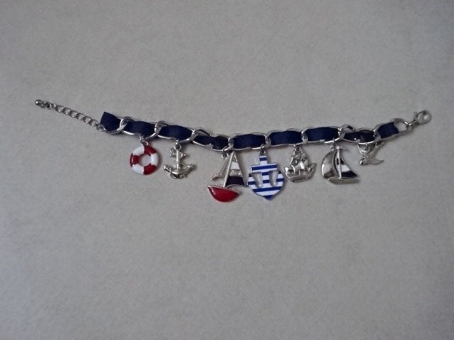 Maritieme bedelarmband met nautische hangers / NIEUW, Overige materialen, Nieuw, Ophalen of Verzenden, Met bedels of kralen