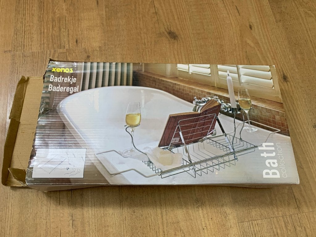 Verstelbaar badrek van Xenos met boekensteun, Ophalen, Nieuw, Handdoek