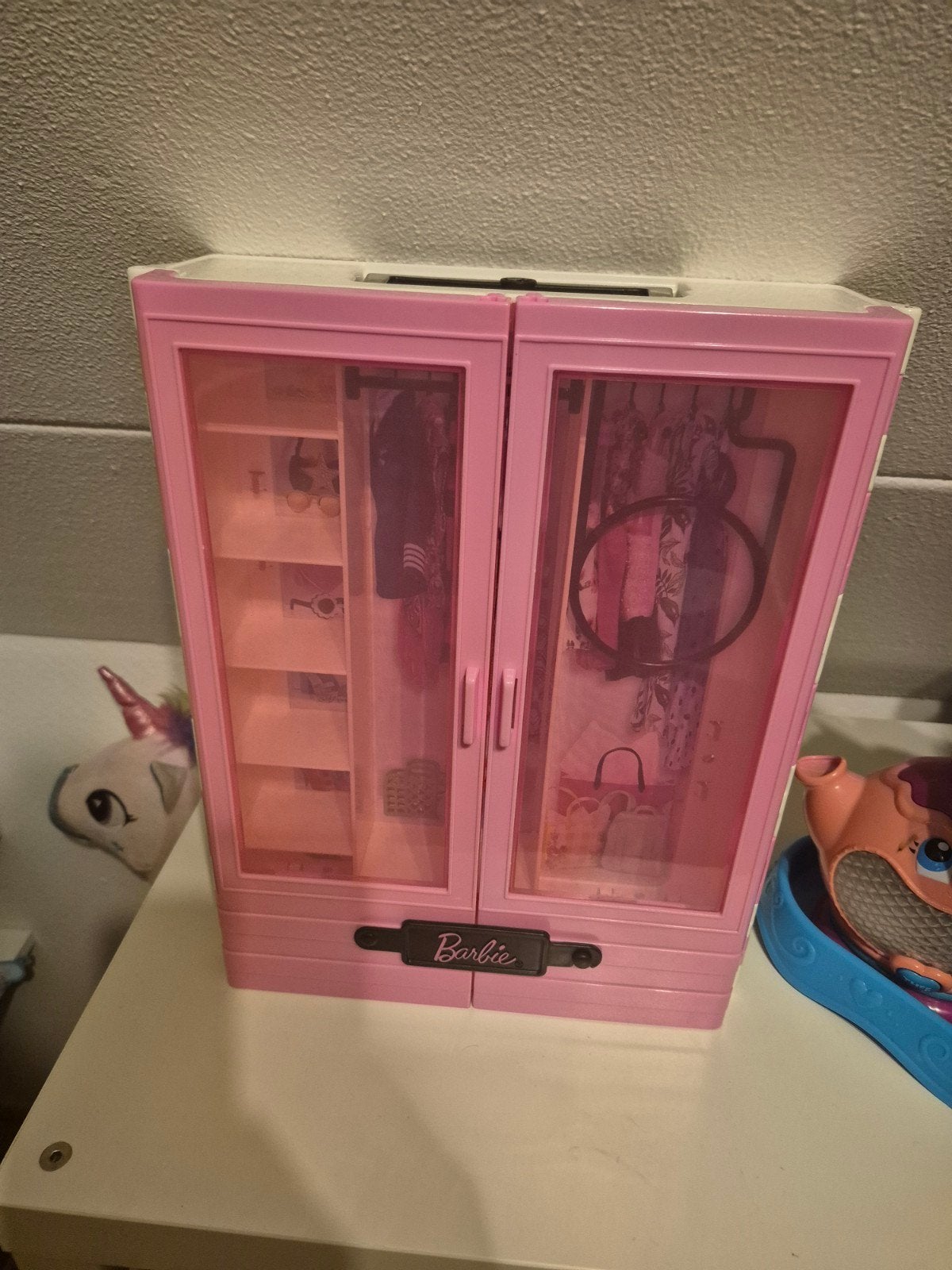 barbie kledingkast, Ophalen, Gebruikt, Toebehoren