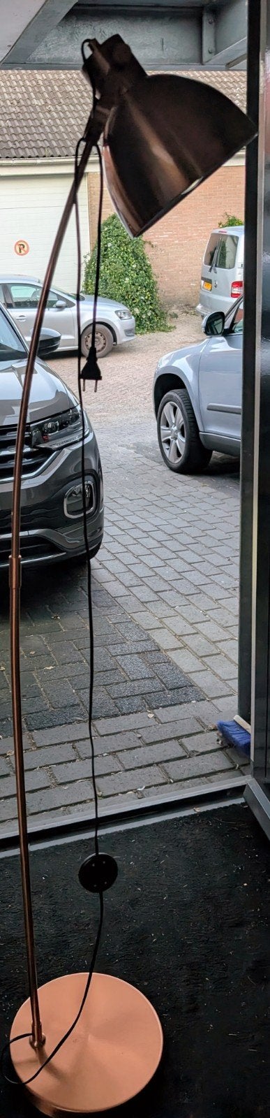 Zuiver Staande Lamp Koperkleurig, Ophalen, Zo goed als nieuw, Metaal, 100 tot 150 cm