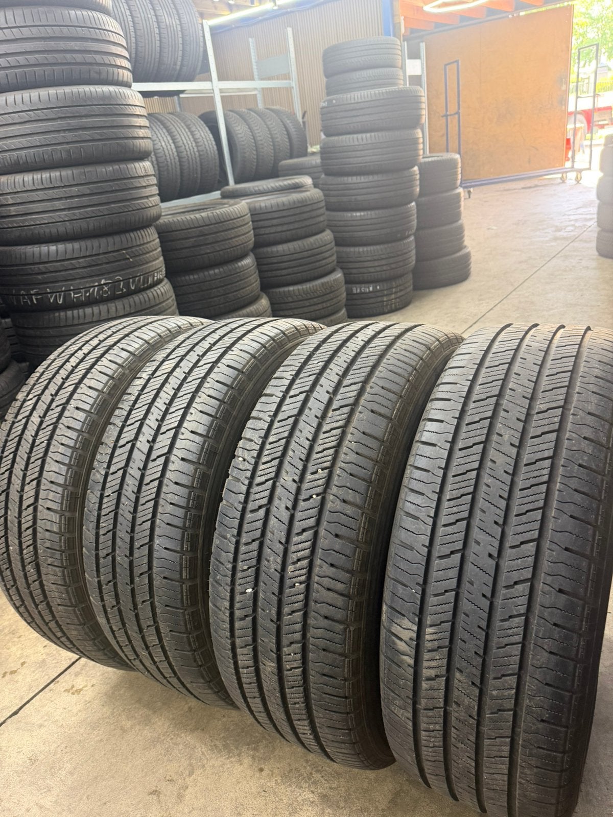 4x 275-60-20 Hankook Dodge Ram 7-8mm €500 all inclusief, Ophalen, Zomerbanden, Band(en)