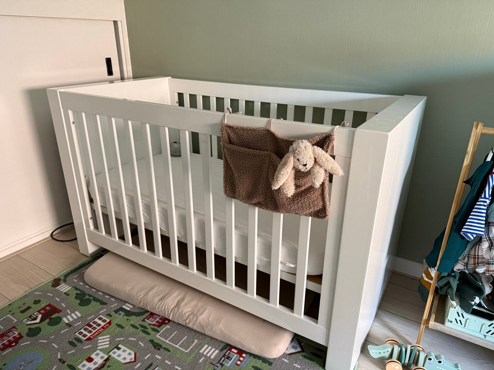 Wit ledikant met matras en beddengoed, Ophalen, Zo goed als nieuw, Ledikant
