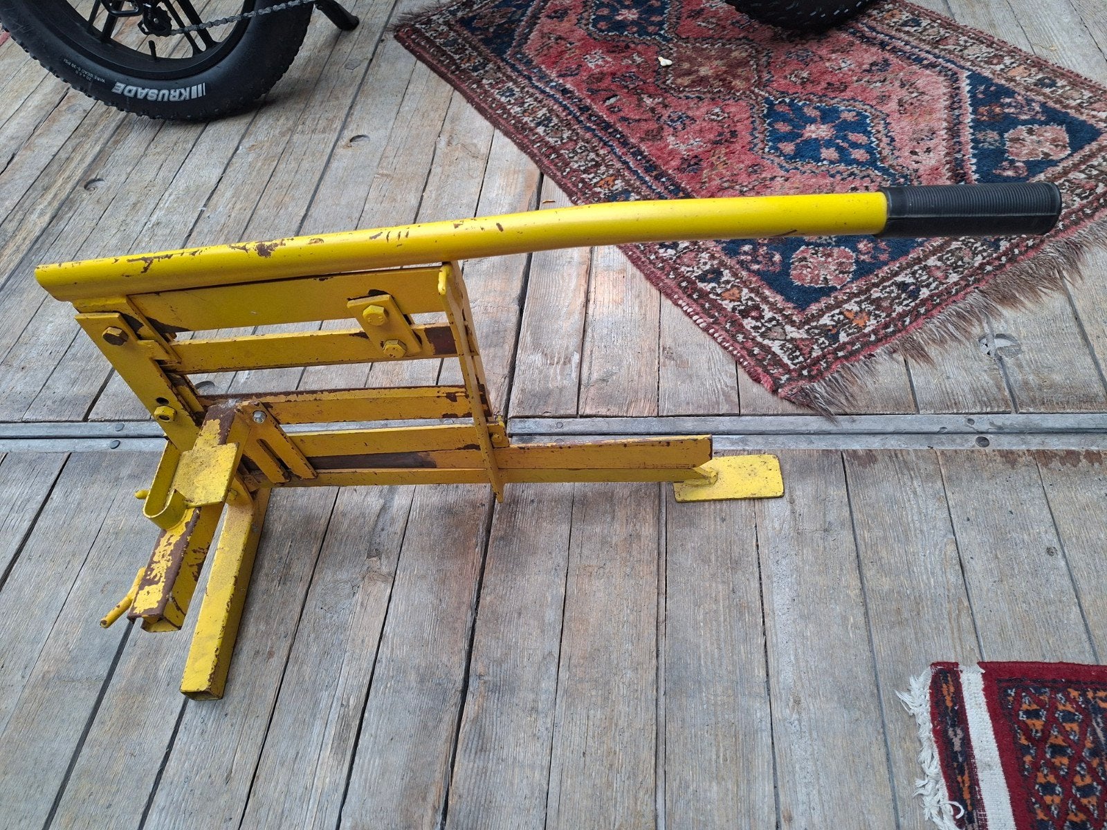 metselsteen knipper is een robuust & handig stuk gereedschap, Ophalen, Bakstenen