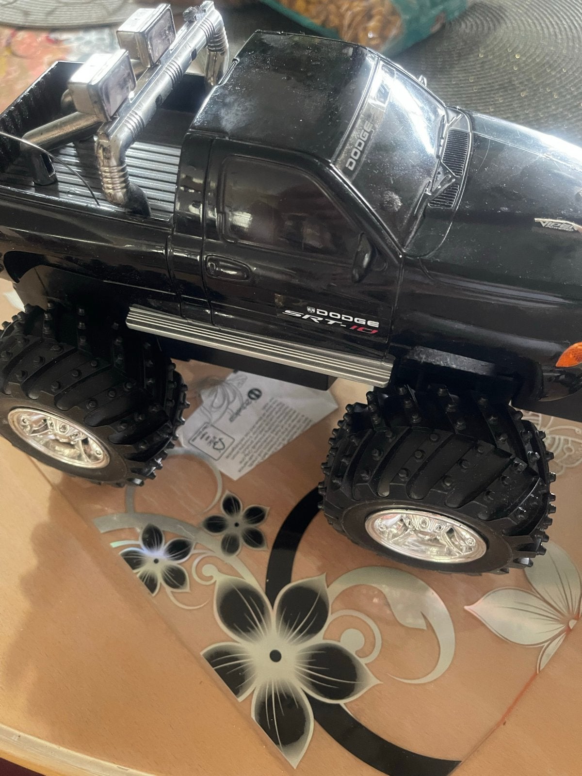 Dodge SRT-10 RC Auto - Zo goed als nieuw, Auto offroad, Zo goed als nieuw, RTR (Ready to Run), Overige schalen
