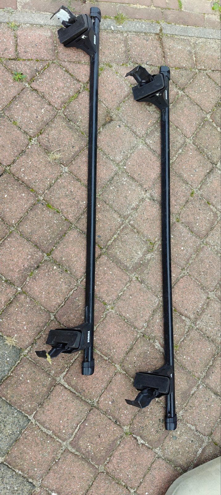 Thule Square Bar dakdragers voor Ford Focus Wagon, Auto diversen, Ophalen of Verzenden, Gebruikt