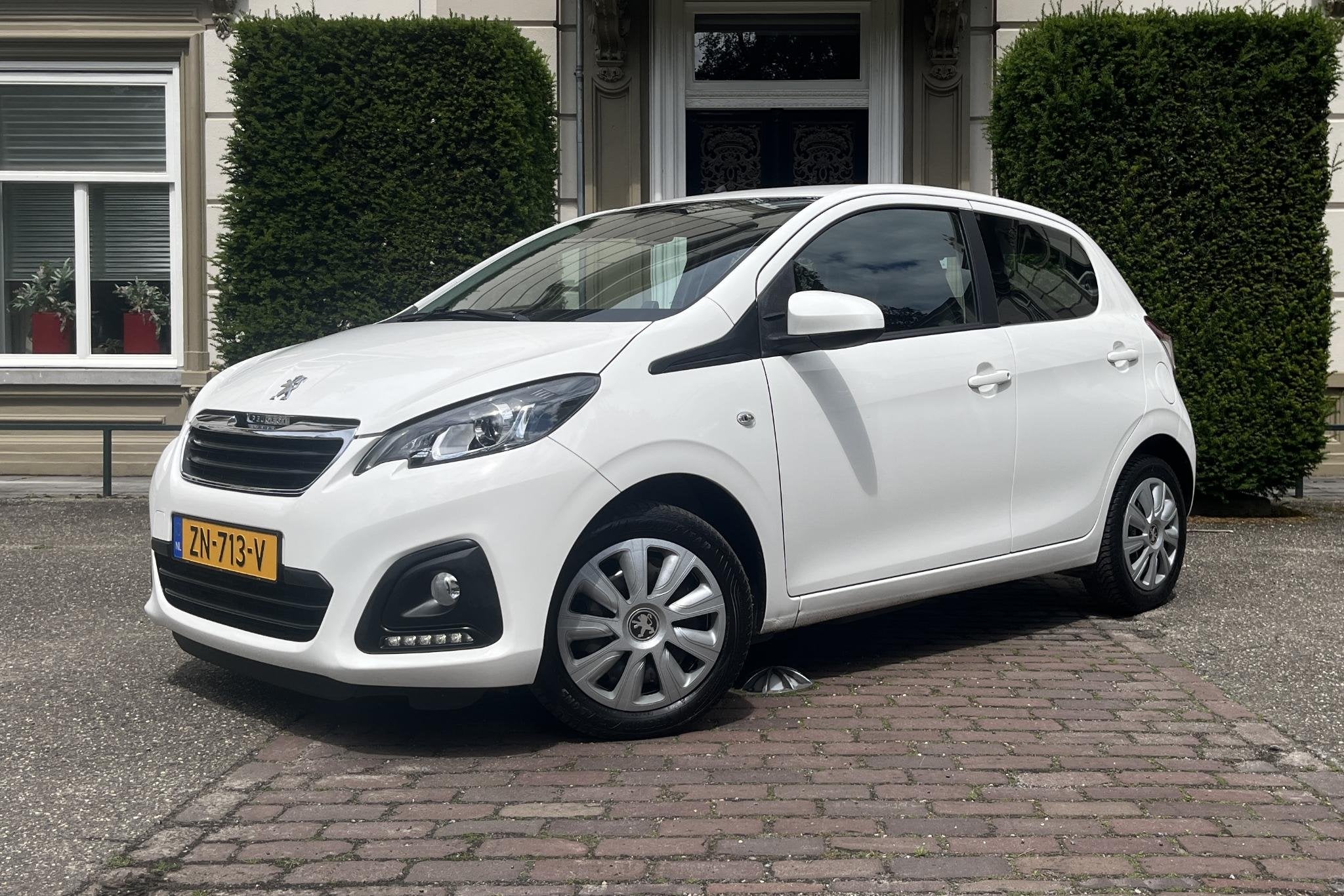 Peugeot 108 1.0 e-VTi Active AIRCO | RADIO | GARMIN ADD-ON N, Voorwielaandrijving, Stof, Gebruikt, 4 stoelen