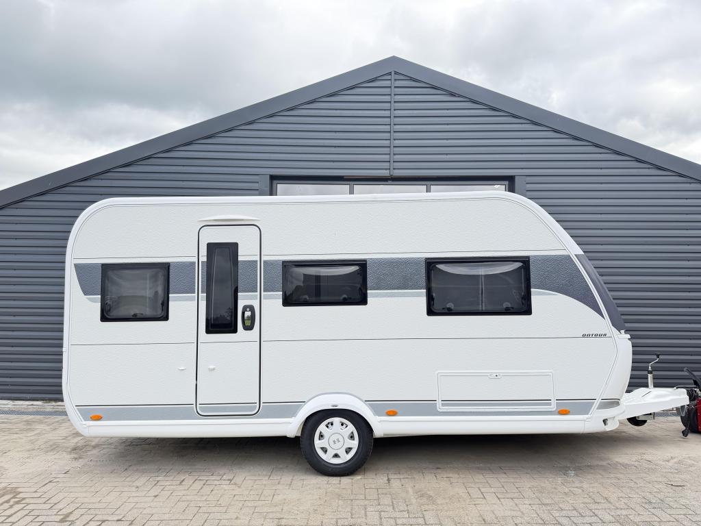 Hobby On Tour 460 DL 2026 enkele bedden, zw as ,etc, Caravans en Kamperen, Caravans, Schokbreker, Standaardzit, Hobby, Bedrijf