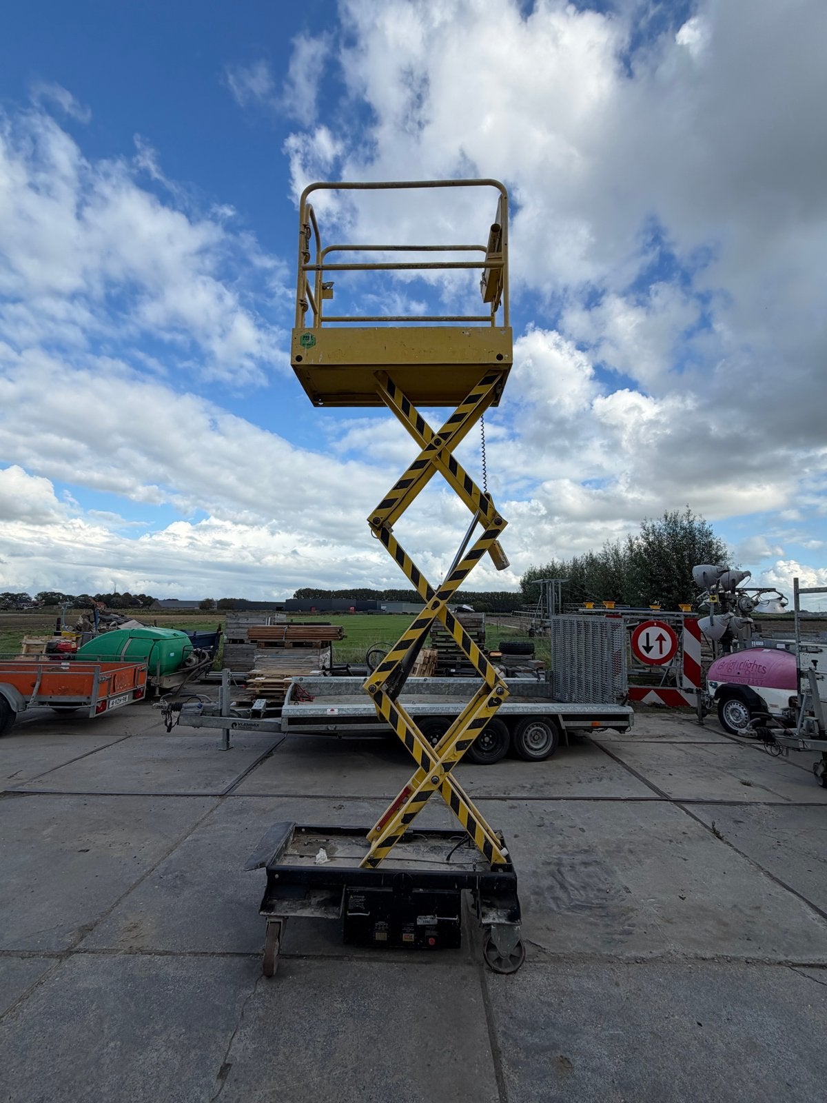 Youngman BossX Personenlift - Compacte en betrouwbare schaar, Ophalen, Gebruikt, Overige typen, 5 meter of hoger