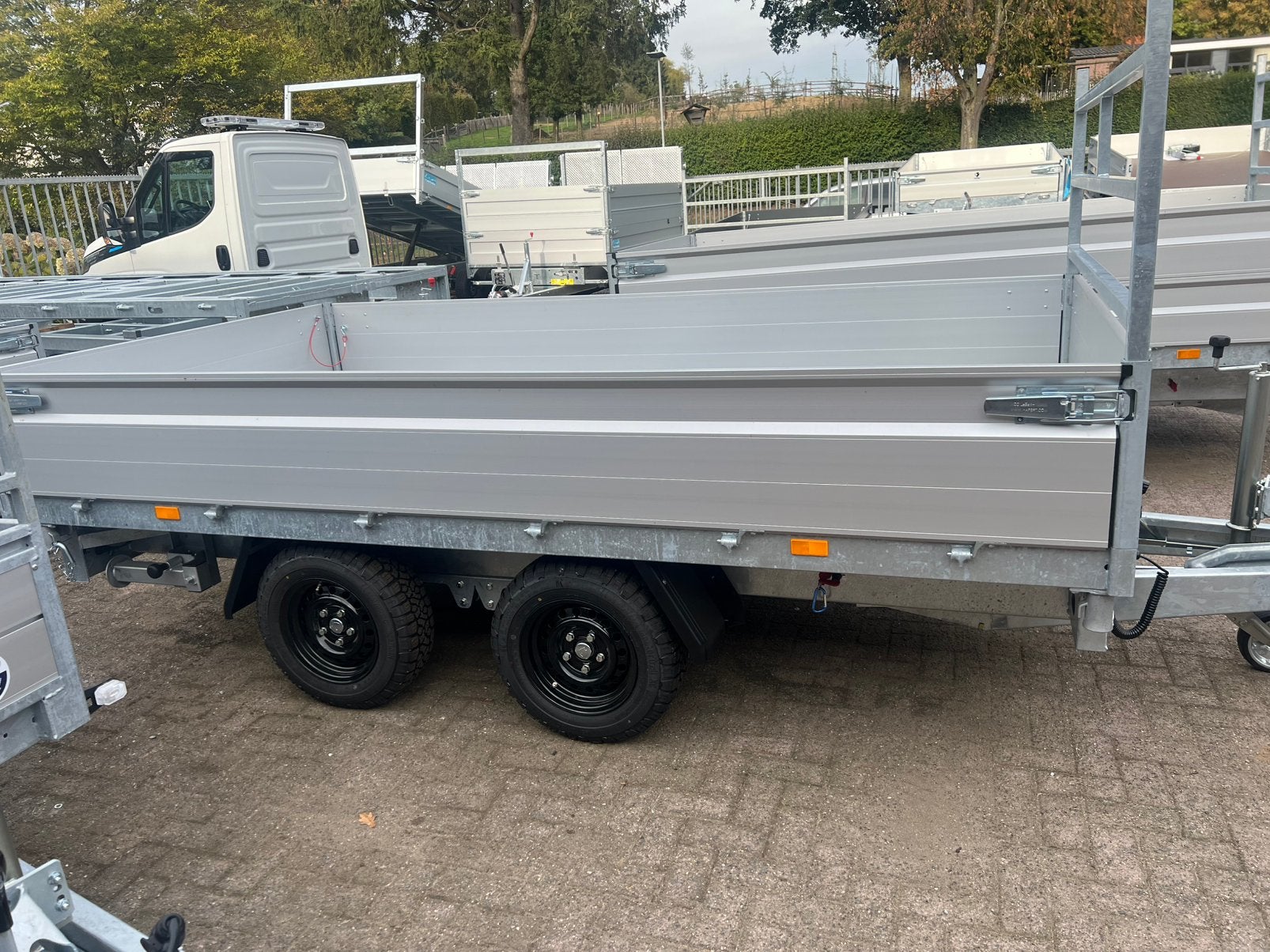Hapert kipper 3500 kg, Ophalen, Zo goed als nieuw