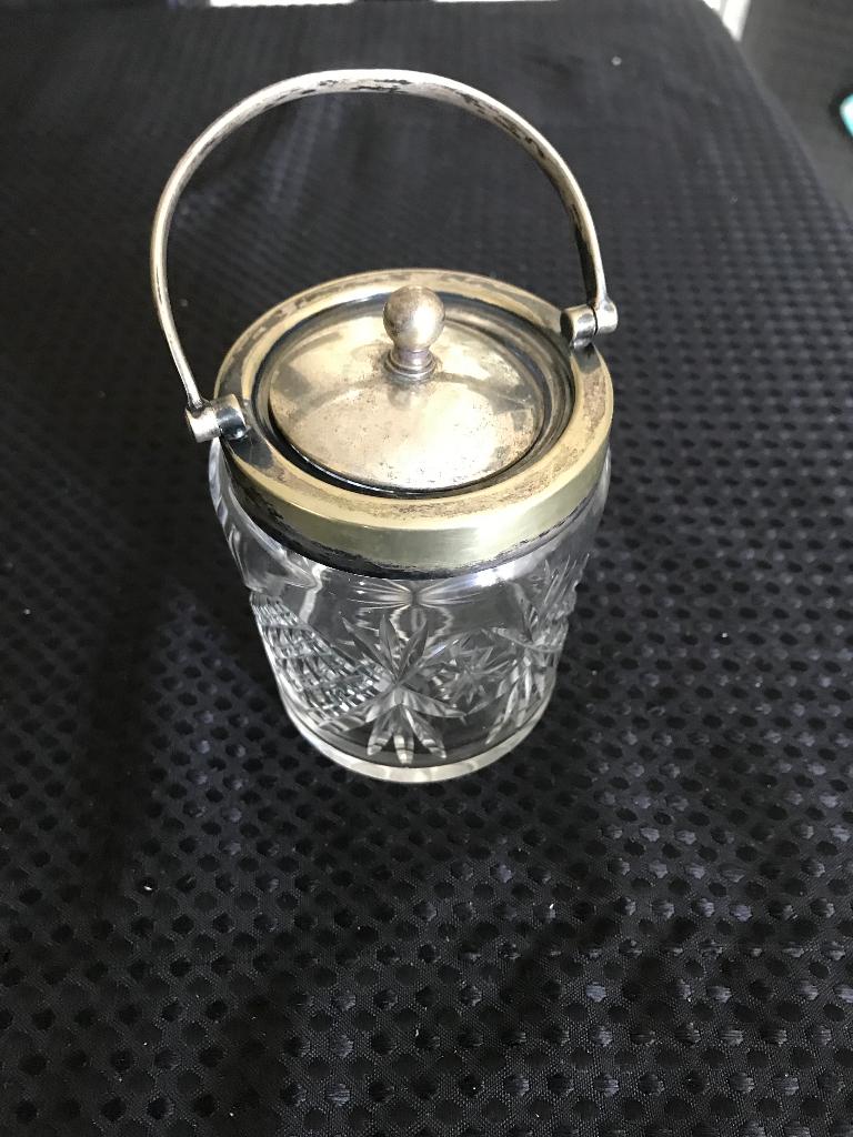 Suikerpot, Ophalen