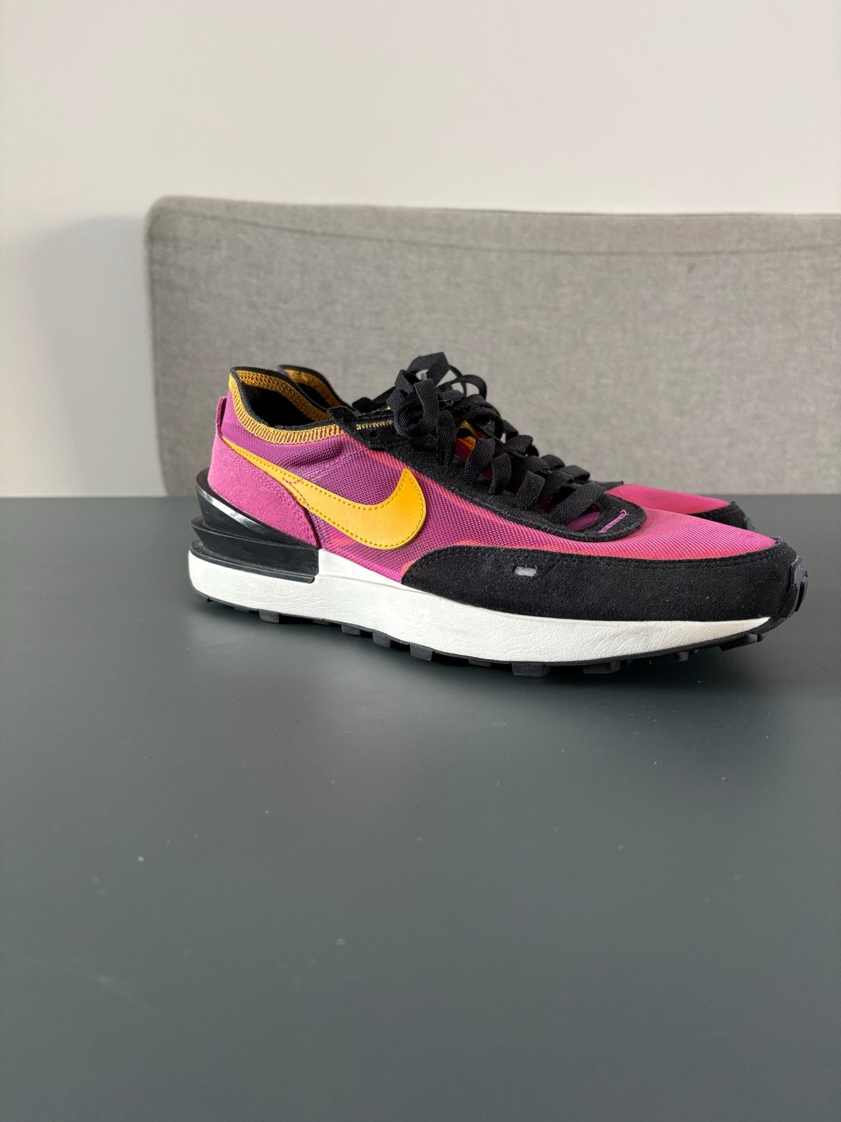Nike Waffle One Actief Fuchsia Maat 42.5, Kleding | Heren, Ophalen, Zo goed als nieuw, Overige kleuren, Sneakers of Gympen