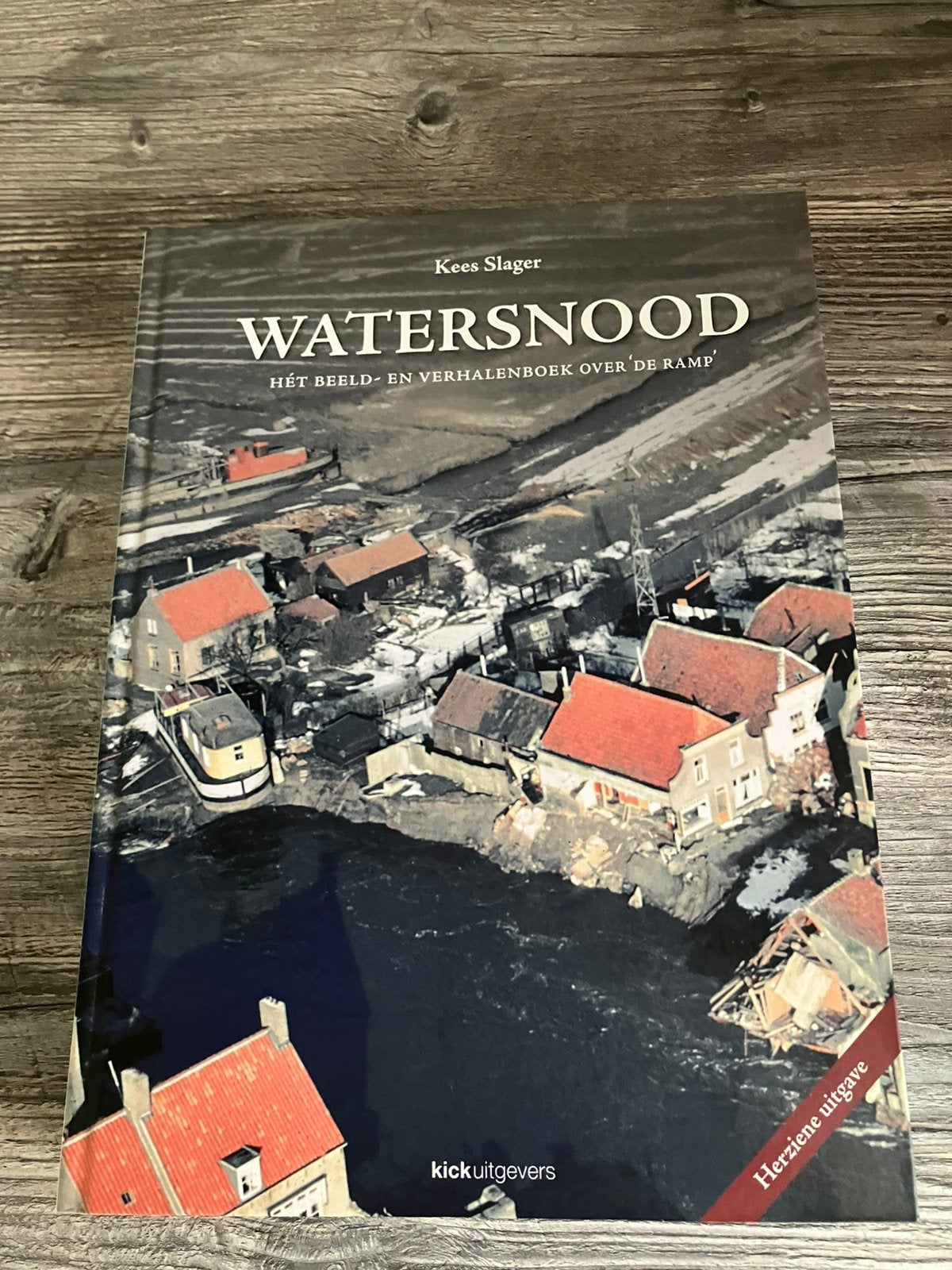 Watersnood boek Kees Slager 664 pagina’s, Boeken, Ophalen of Verzenden, Nieuw