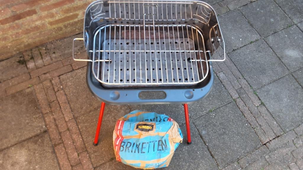 Te koop : houtskool barbecue, Ophalen