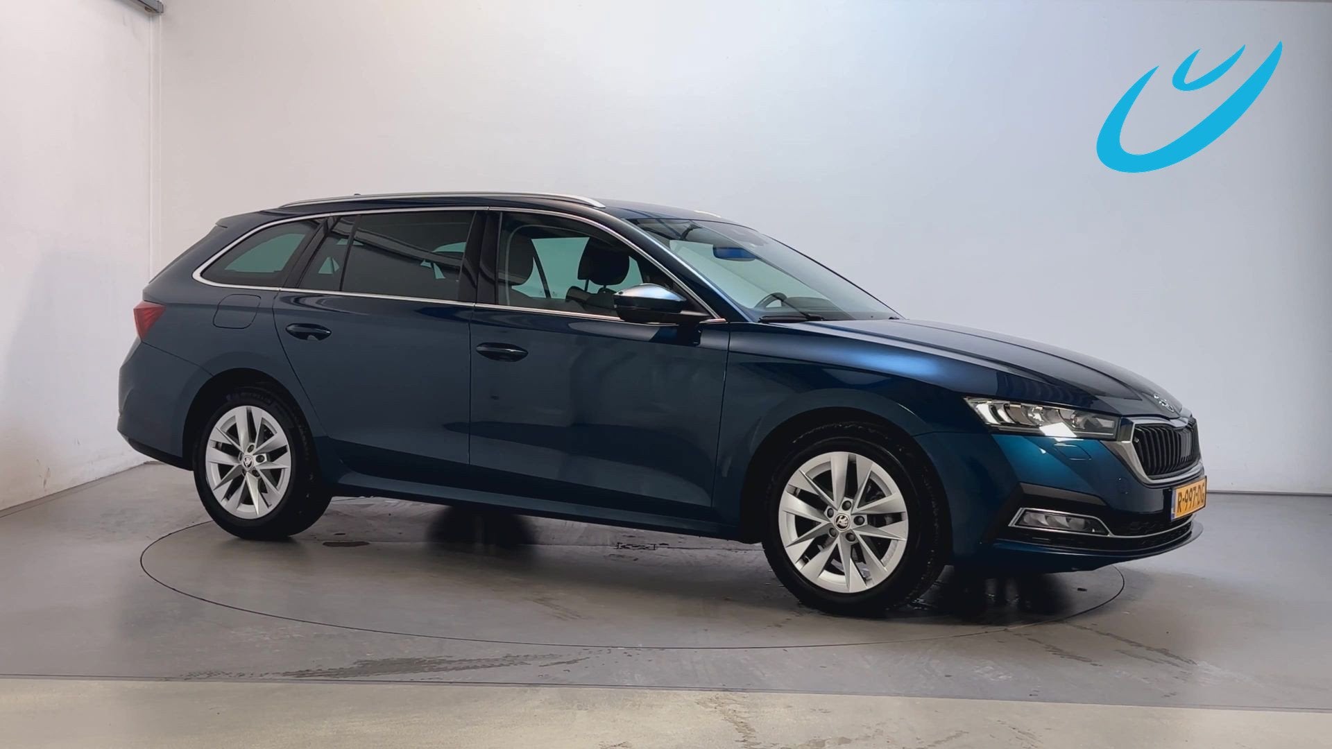 Skoda Octavia Combi 1.0 TSI Business Edition Plus Camera Sfe, Dealer onderhouden, Stof, Gebruikt, Met garantie (alle)