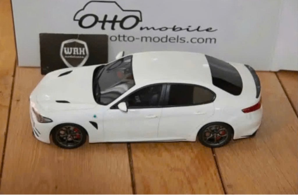 1:18 ALFA ROMEO GIULIA QV white Otto mobile OT839 WRH, Hobby en Vrije tijd, Verzenden, Zo goed als nieuw, Auto, OttOMobile