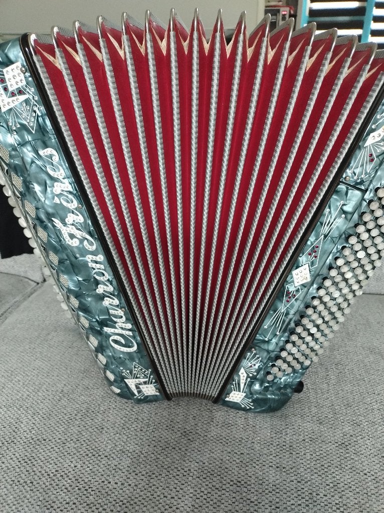 Charron Freres knopaccordeon,120 bas,zr.goede staat.B-griff, Muziek en Instrumenten, Met koffer, Zo goed als nieuw, Knopaccordeon