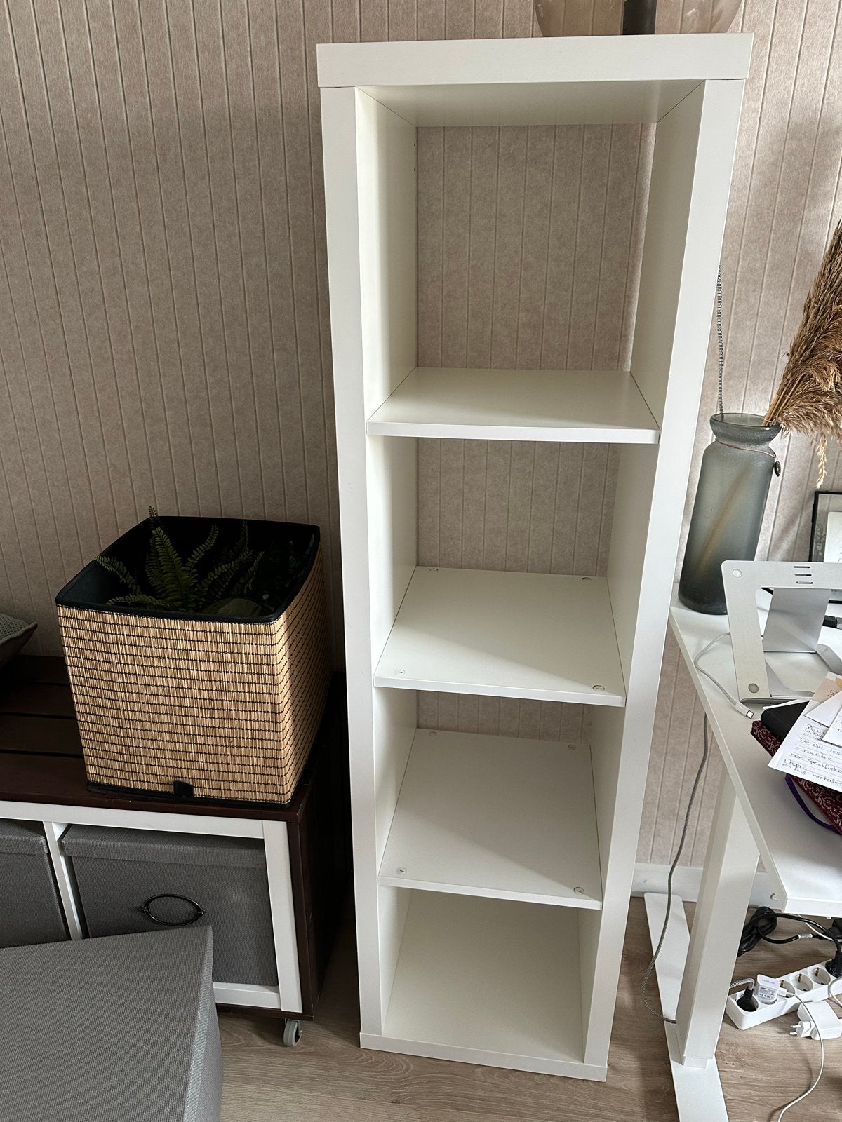 Witte Kallax kast met 4 vakken - Zeer goede staat, Huis en Inrichting, Kasten | Boekenkasten, Ophalen, 100 tot 150 cm, Zo goed als nieuw