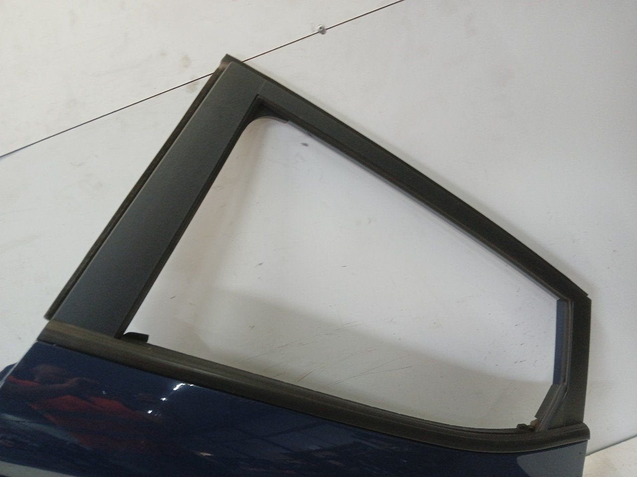 Portier links achter Ford Fiesta, Onderdelen@venauto.nl, Van der Ven Autorecycling B.V., Gebruikt, Ettenseweg 76, 4706 PB Roosendaal, The Netherlands