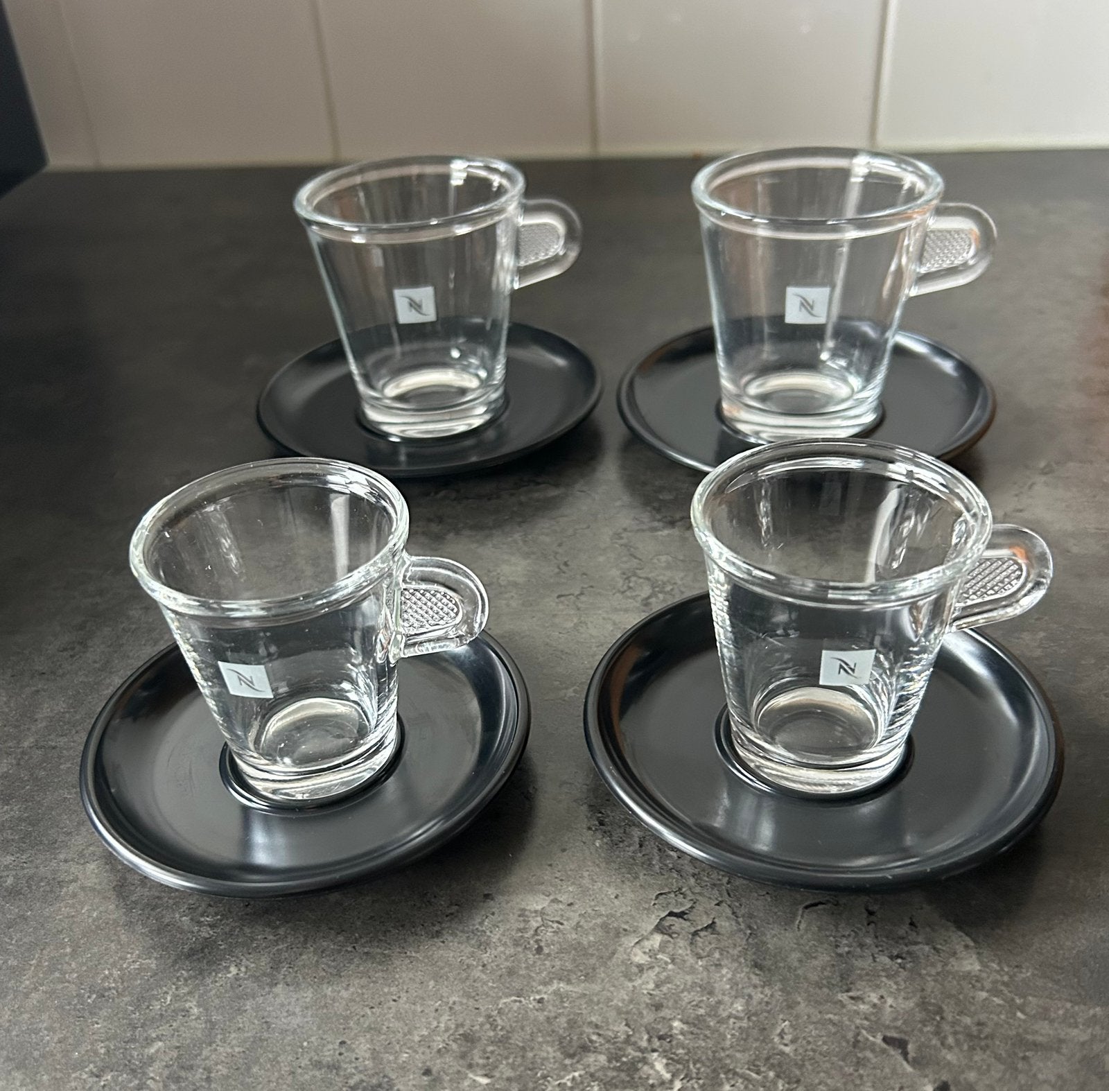 Nespresso kopjes (origineel), Ophalen, Zo goed als nieuw, Overige stijlen, Kop(pen) en/of Schotel(s)
