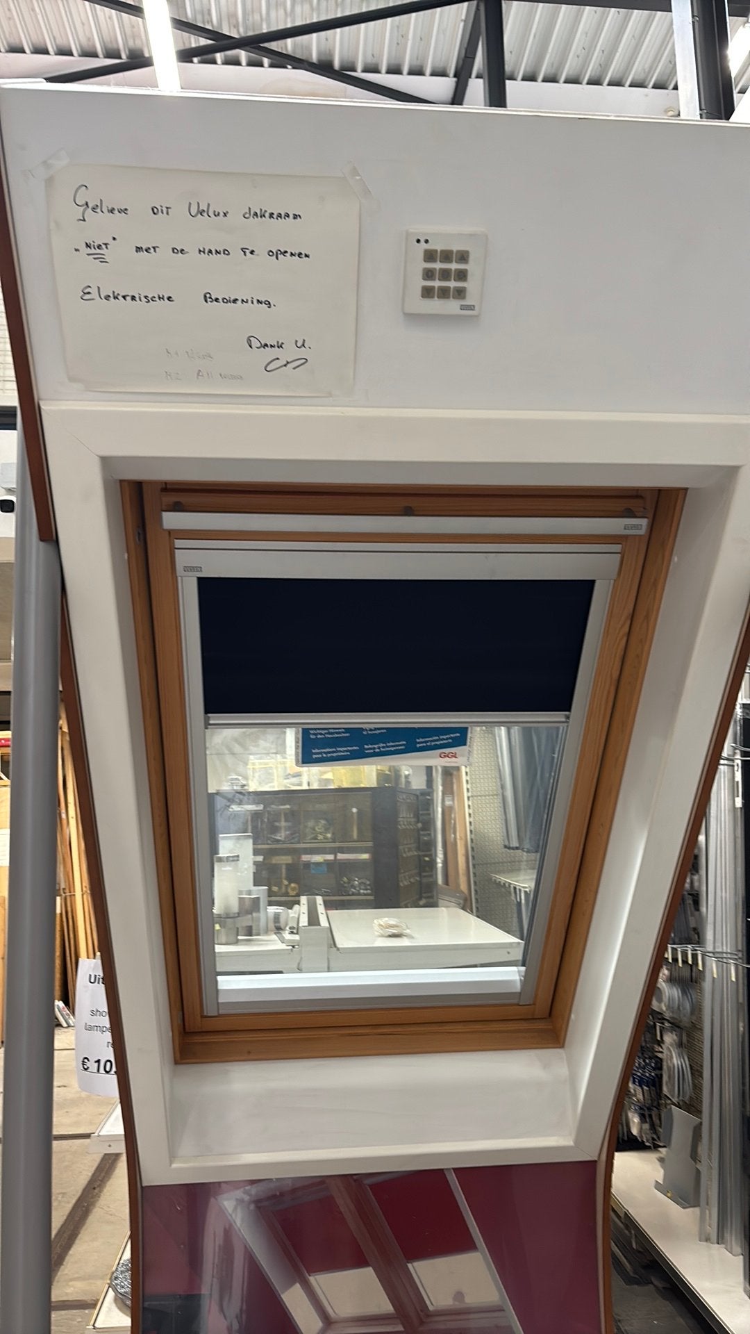 Elektrisch velux dakram GGL MO6, Ophalen, 80 tot 120 cm, 80 tot 120 cm, Zo goed als nieuw