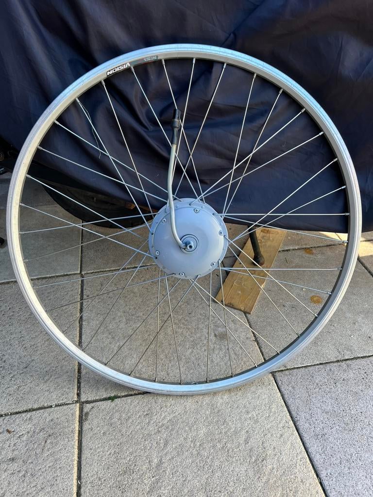 Voorwiel motor van gazelle heeft storing B13, Fietsen en Brommers, Fietsonderdelen, Ophalen of Verzenden, Zo goed als nieuw, Motor
