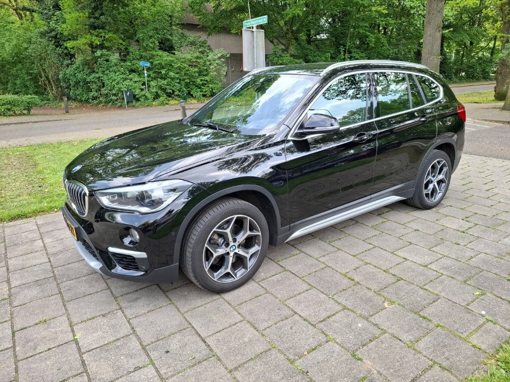 BMW X1 Sdrive automaat 1.8i 2018, in uitstekende staat, Zwart, 75 €/maand, 19 km/l, Particulier