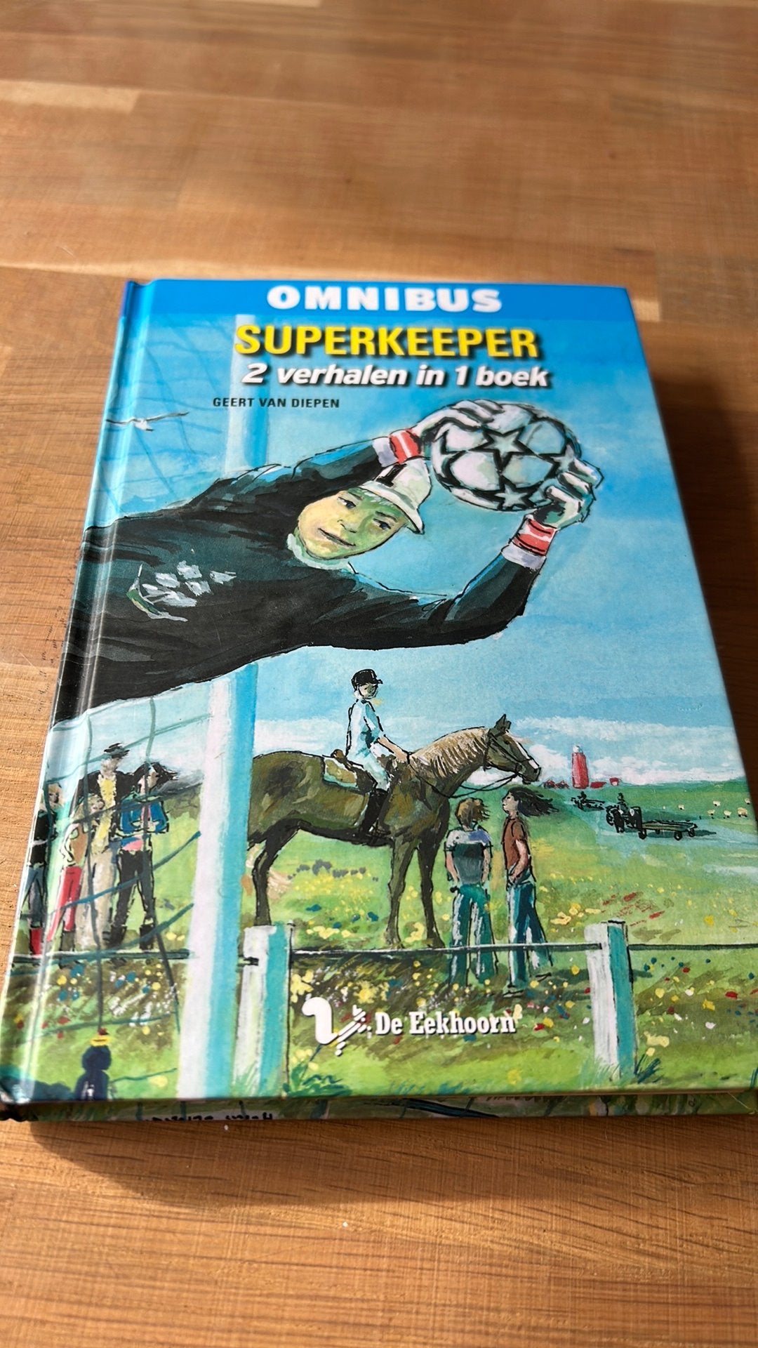 Super keeper (2 verhalen), Ophalen of Verzenden, Zo goed als nieuw, Fictie algemeen