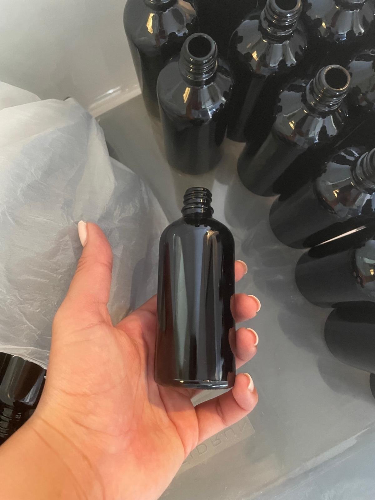 Zwarte glazen flesjes met pipet - 50 ml & 100 ml, Ophalen of Verzenden, Nieuw, Zwart, Glas