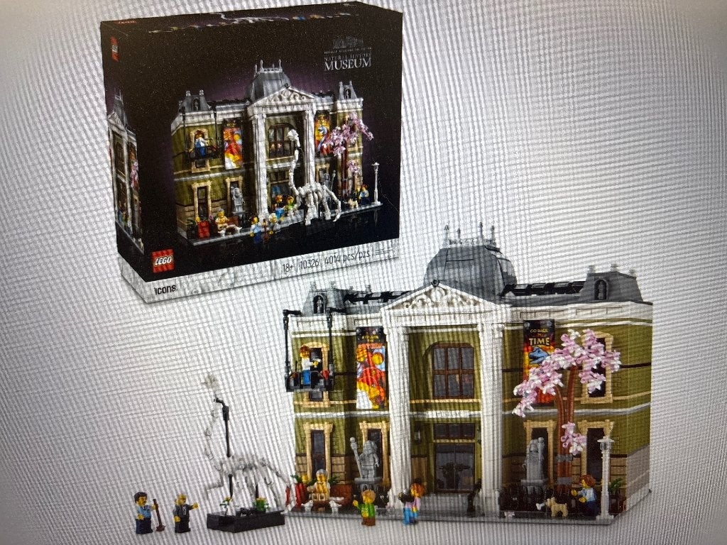 Lego 10326 natuurhistorisch museum nieuw sealed in omdoos, Lego, Nieuw, Ophalen of Verzenden, Ongeopend/sealed