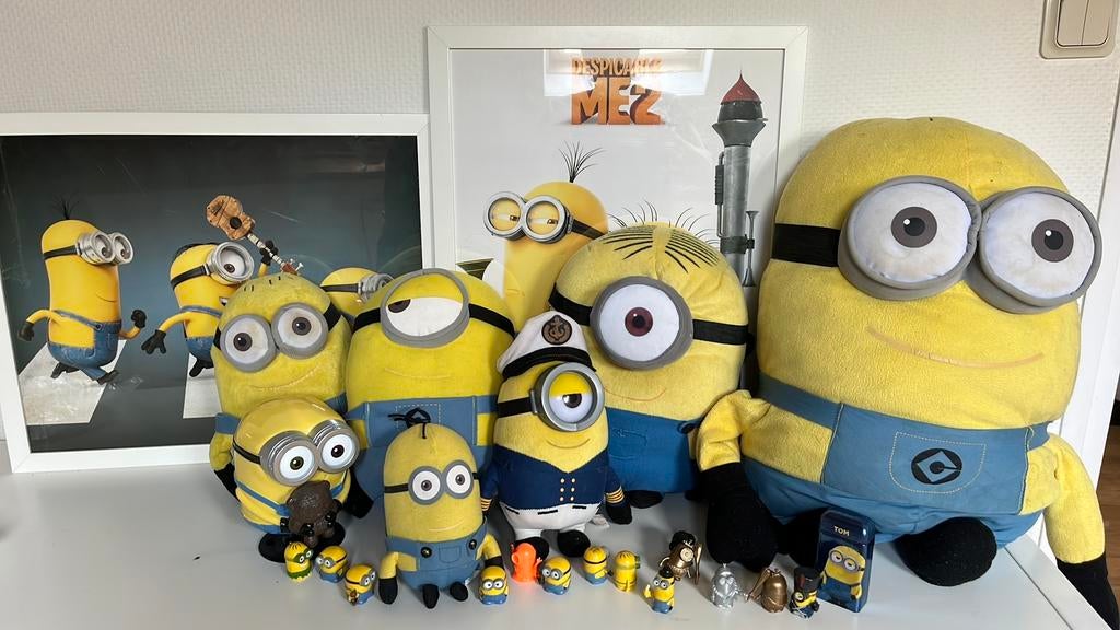 Minions spullen (knuffels, spaarpot, posters, puzzel), Ophalen, Gebruikt, Overige typen