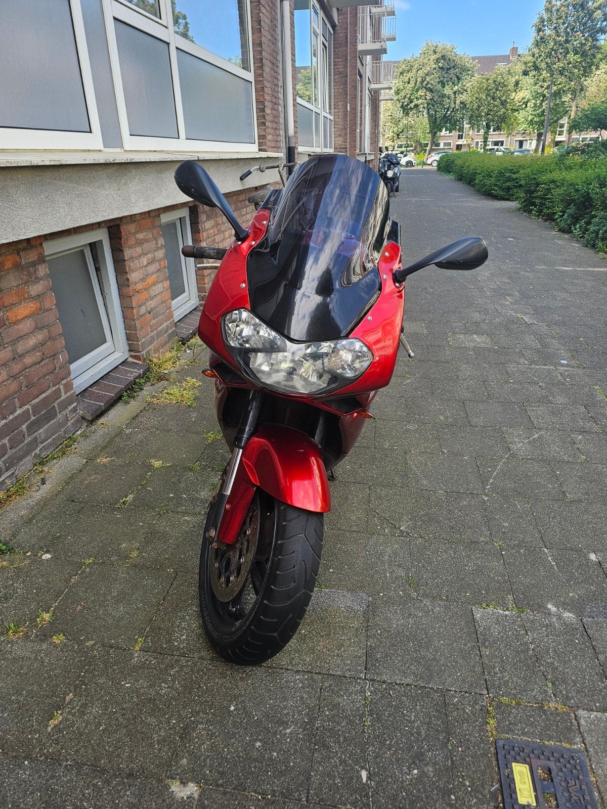 Mooi Aprilia Falco SL1000 (rsv mille), 2 cilinders, Sportuitlaat, Occasion, Motorrijbewijs A