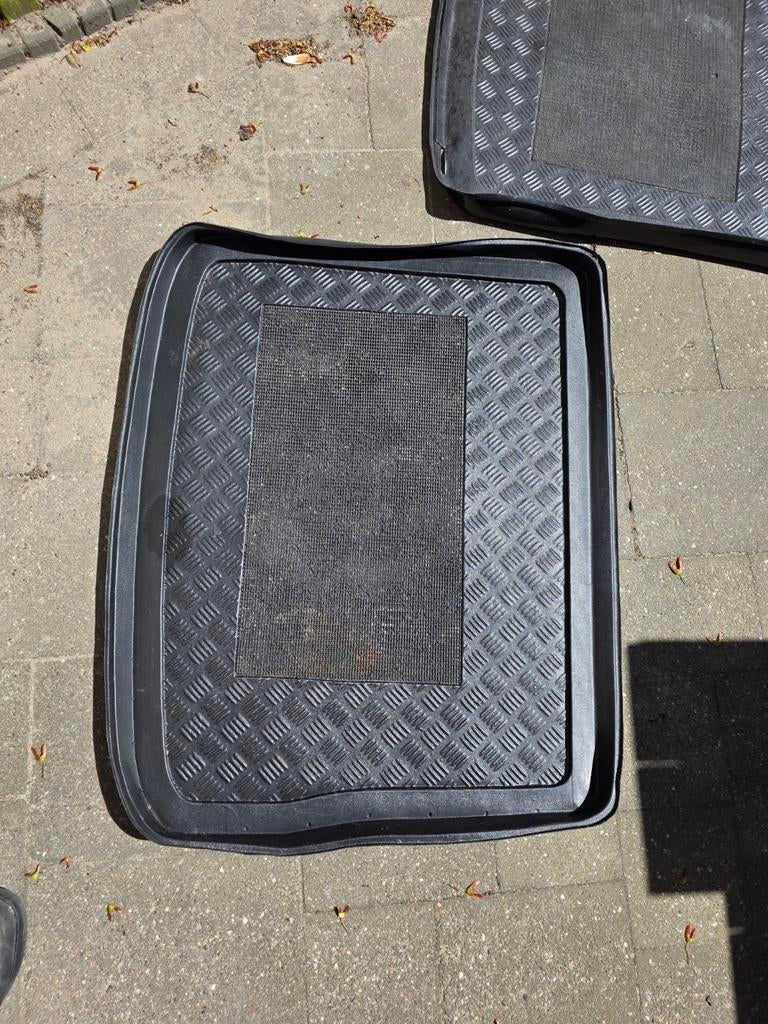Rubberen/bescherm kofferbakmat Volkswagen Tiguan, Ophalen