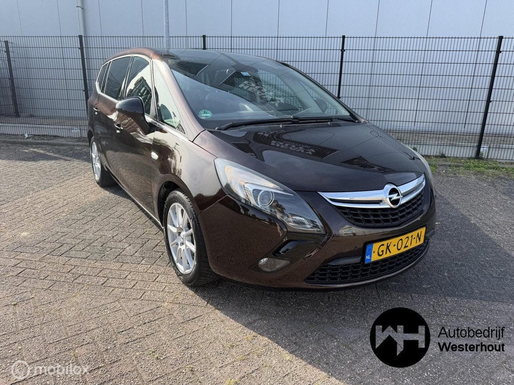 Opel Zafira Tourer 1.4 Business+ 7persoon|PANORAMA|TREKHAAK, Auto's, Opel, Euro 5, Gebruikt, 4 cilinders, Bruin