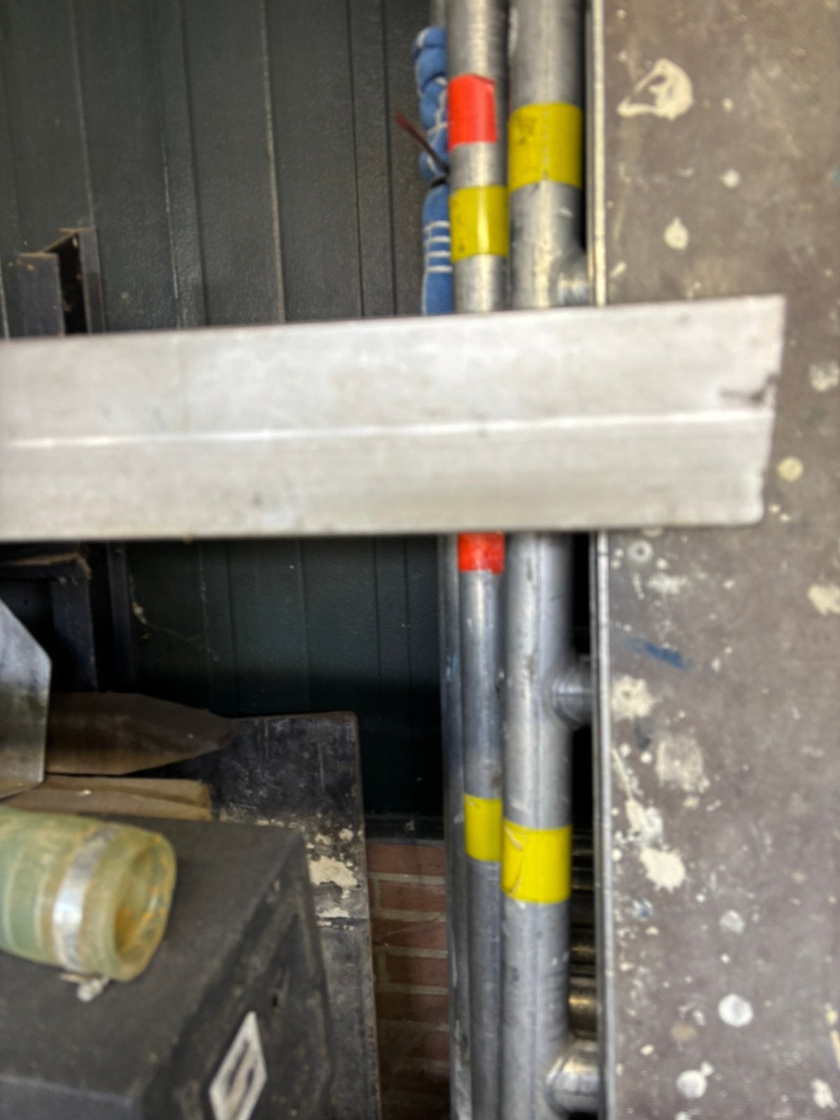 Te koop aangeboden roestvrijstalen koker 8 bij 8 cm, Ophalen, Gebruikt, Overige metalen