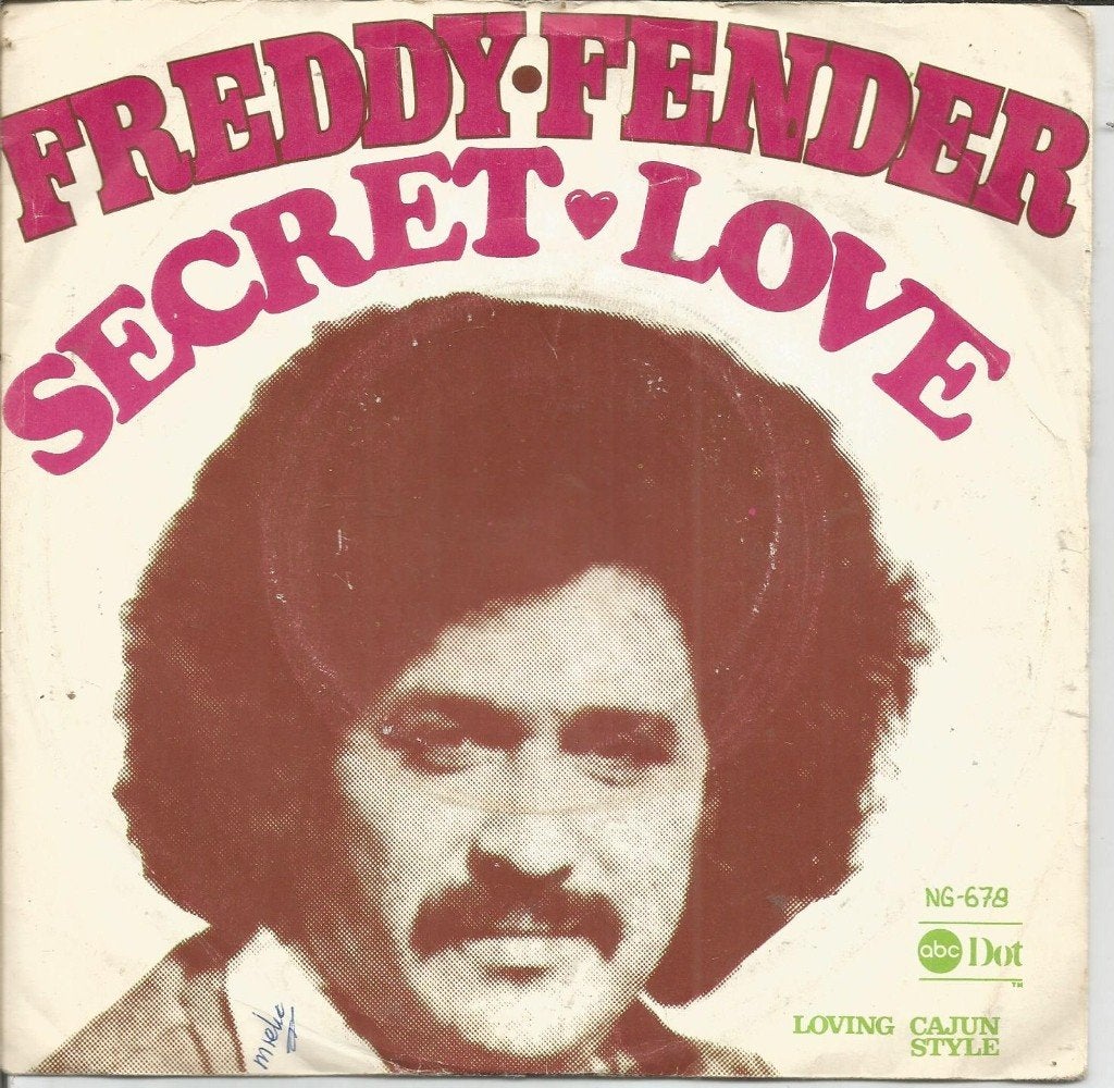 Freddy Fender – Secret Love (1975), Gebruikt, Fotohoes, 7 inch, Ophalen of Verzenden