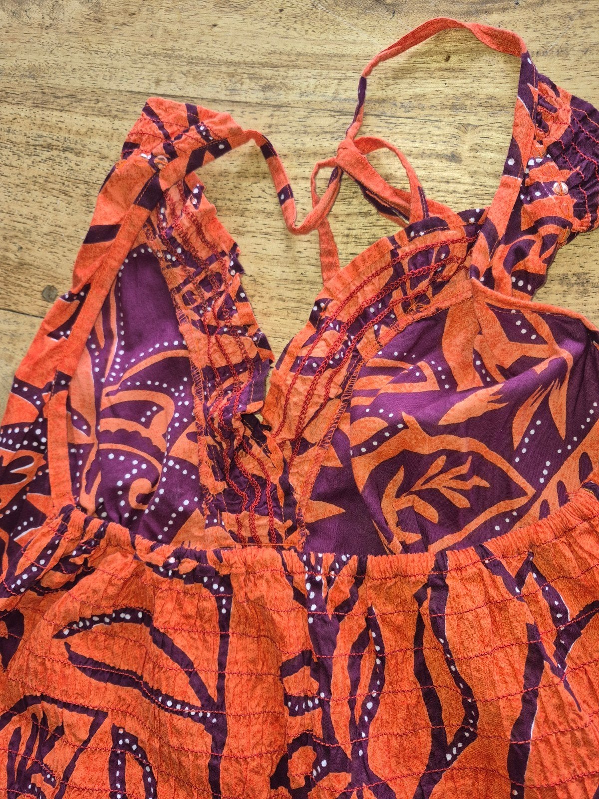 Super leuk jurkje uit Indonesië S/M, Ophalen of Verzenden, Zo goed als nieuw, Oranje, Boven de knie