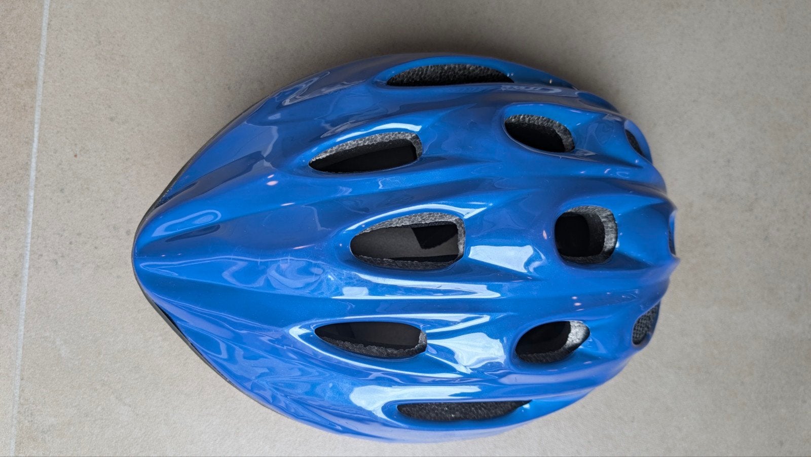 AGU fietshelm - Blauw, Agu, Overige maten, Ophalen of Verzenden, Zo goed als nieuw