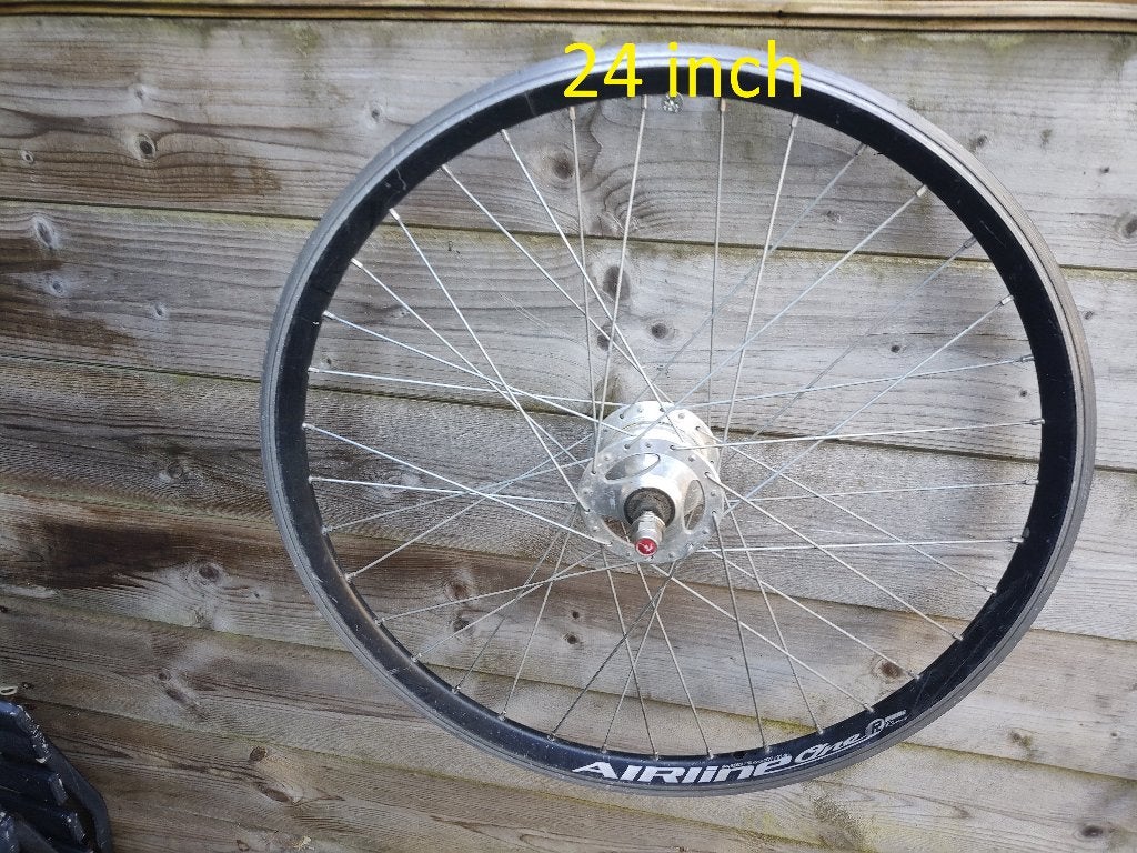 24 inch voorwiel met naaf dynamo, Fietsen en Brommers, Fietsonderdelen, Ophalen, Gebruikt