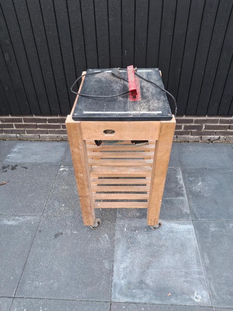 Zaagtafel, Ophalen, Gebruikt
