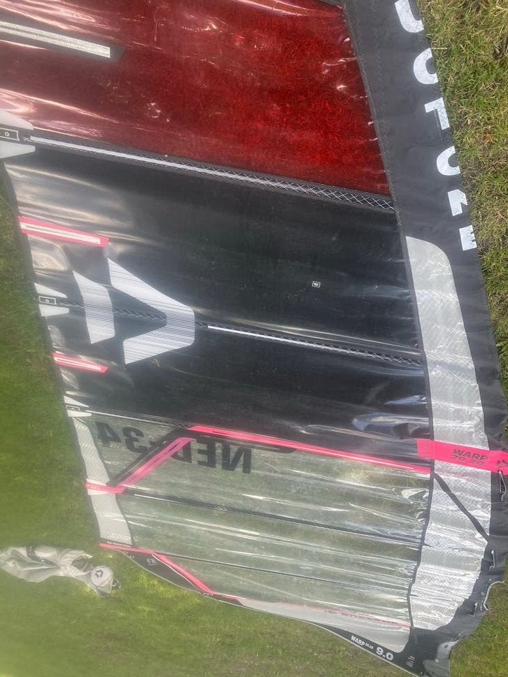 Duotone Warp 9.0 20.20, Watersport en Boten, Windsurfen, Ophalen, Met giek, Zo goed als nieuw, 8 m² of meer