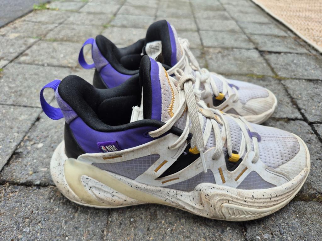 NBA Lakers Sportschoenen Maat 40, Overige kleuren, Sneakers of Gympen, Gedragen, NBA