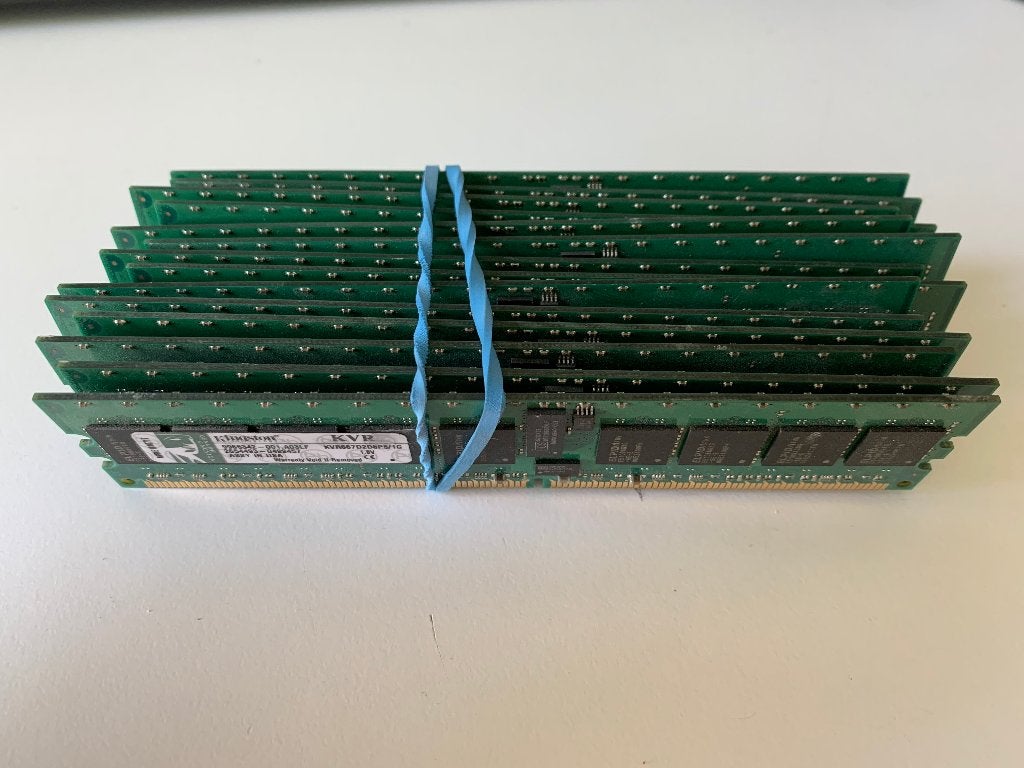 Kingston KVR667D2D8P5-1G 1GB 667MHz DDR2 CL5 ECC Memory, Computers en Software, RAM geheugen, Ophalen of Verzenden, Gebruikt, DDR2