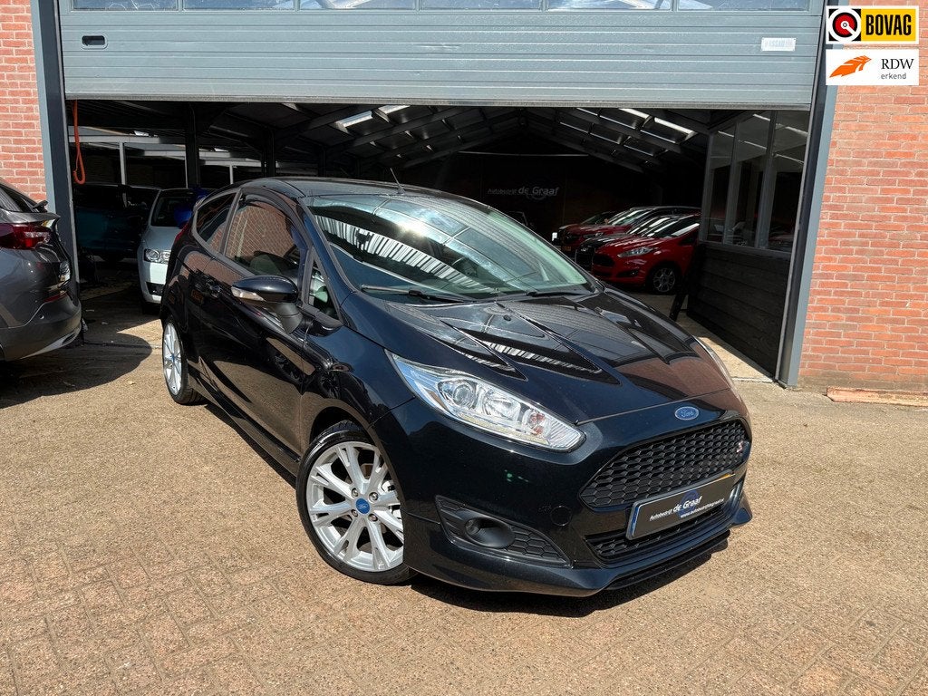 Ford Fiesta 1.0 EcoBoost Sport|CRUISE/PDC/BLEUTOOTH/DBRIEMVE, Voorwielaandrijving, Euro 5, 125 pk, Start-stop-systeem