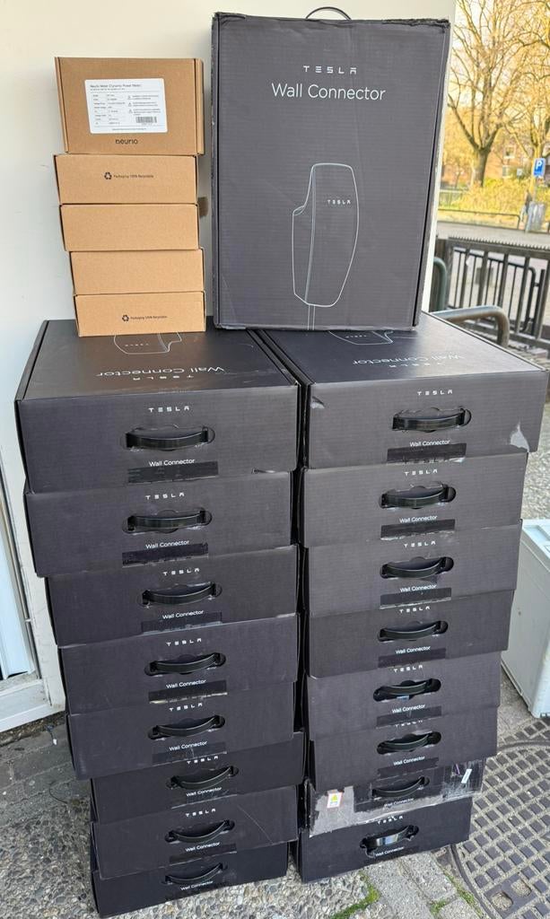 Tesla Wall Connector Gen 3 + MID meter NIEUW, Ophalen of Verzenden, Zo goed als nieuw