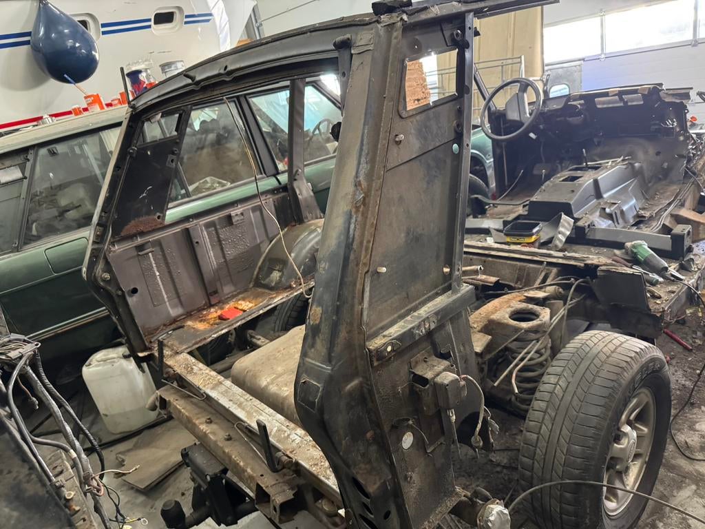 Achterkant Range Rover Classic, Sales@landysoffroadandparts.eu, Grou, Land Rover, Ophalen