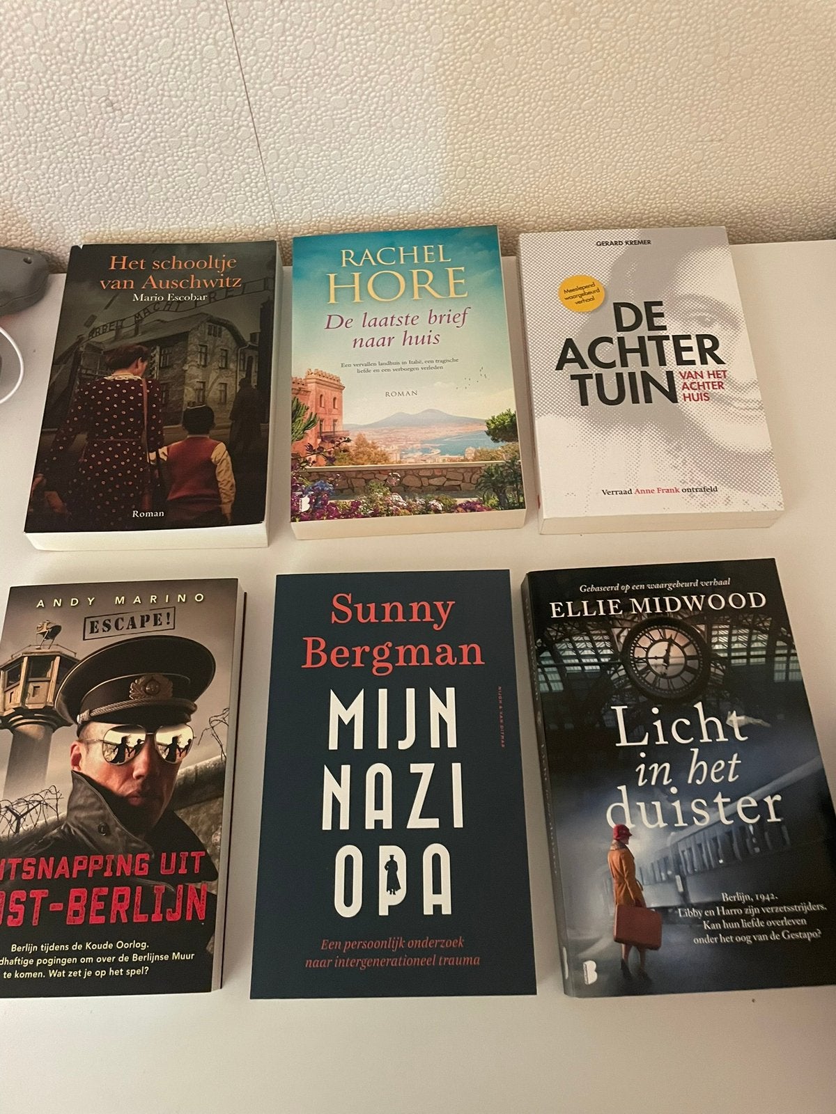 Oorlogsboeken, Ophalen of Verzenden, Zo goed als nieuw