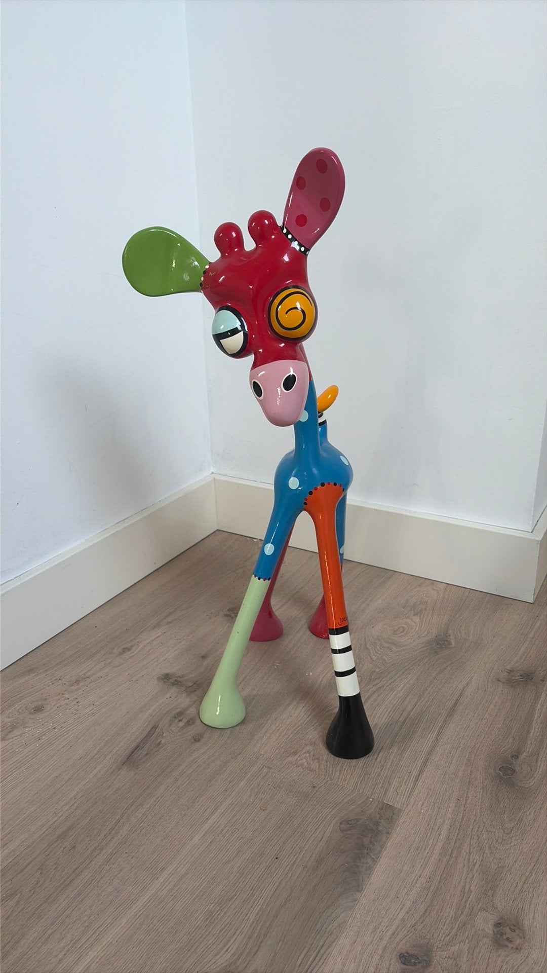Jacky Zegers - Dap giraffe sculptuur, Ophalen, 50 cm, Beeld, Meerkleurig
