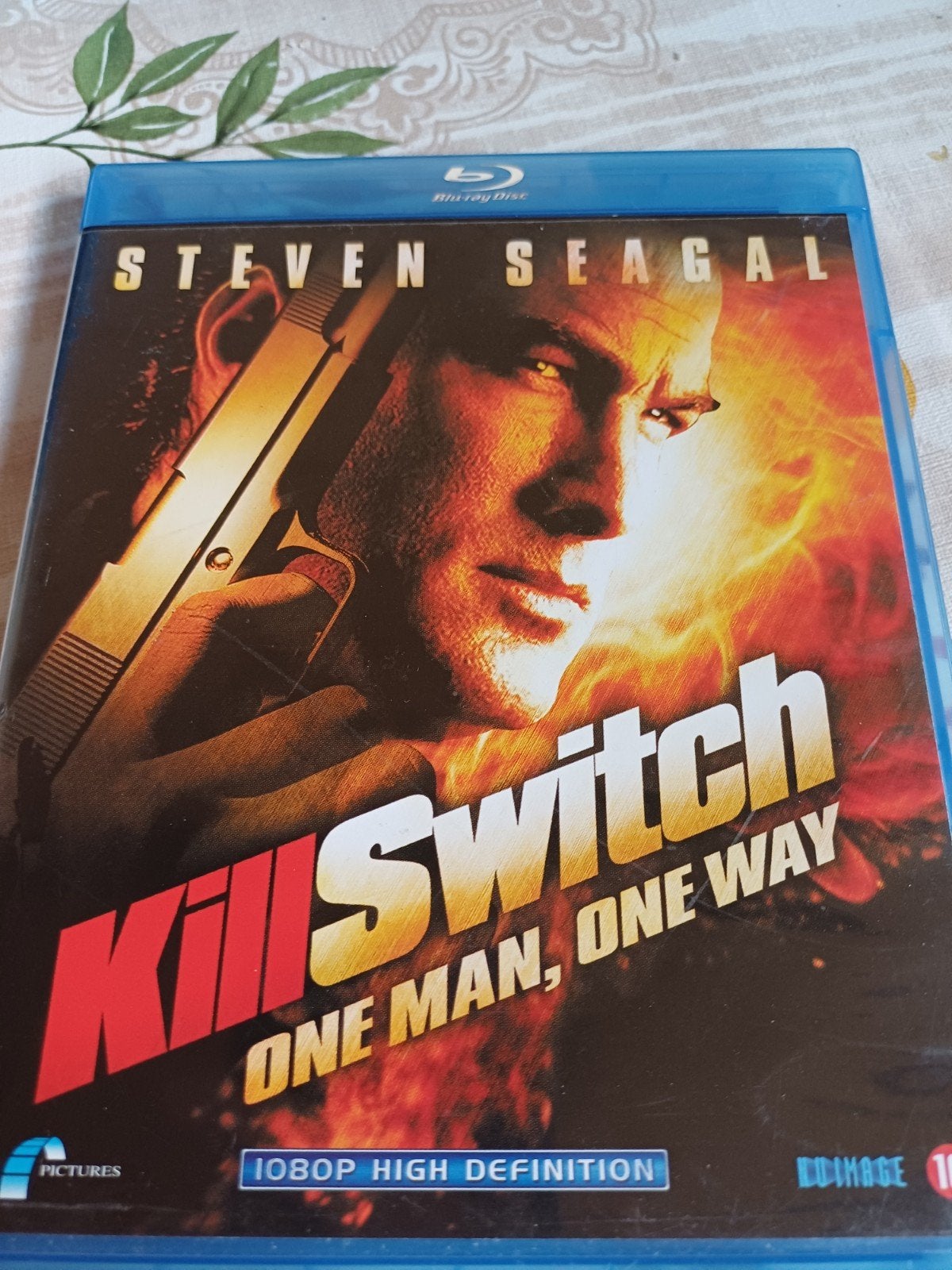 kill switch, Ophalen of Verzenden, Zo goed als nieuw, Actie