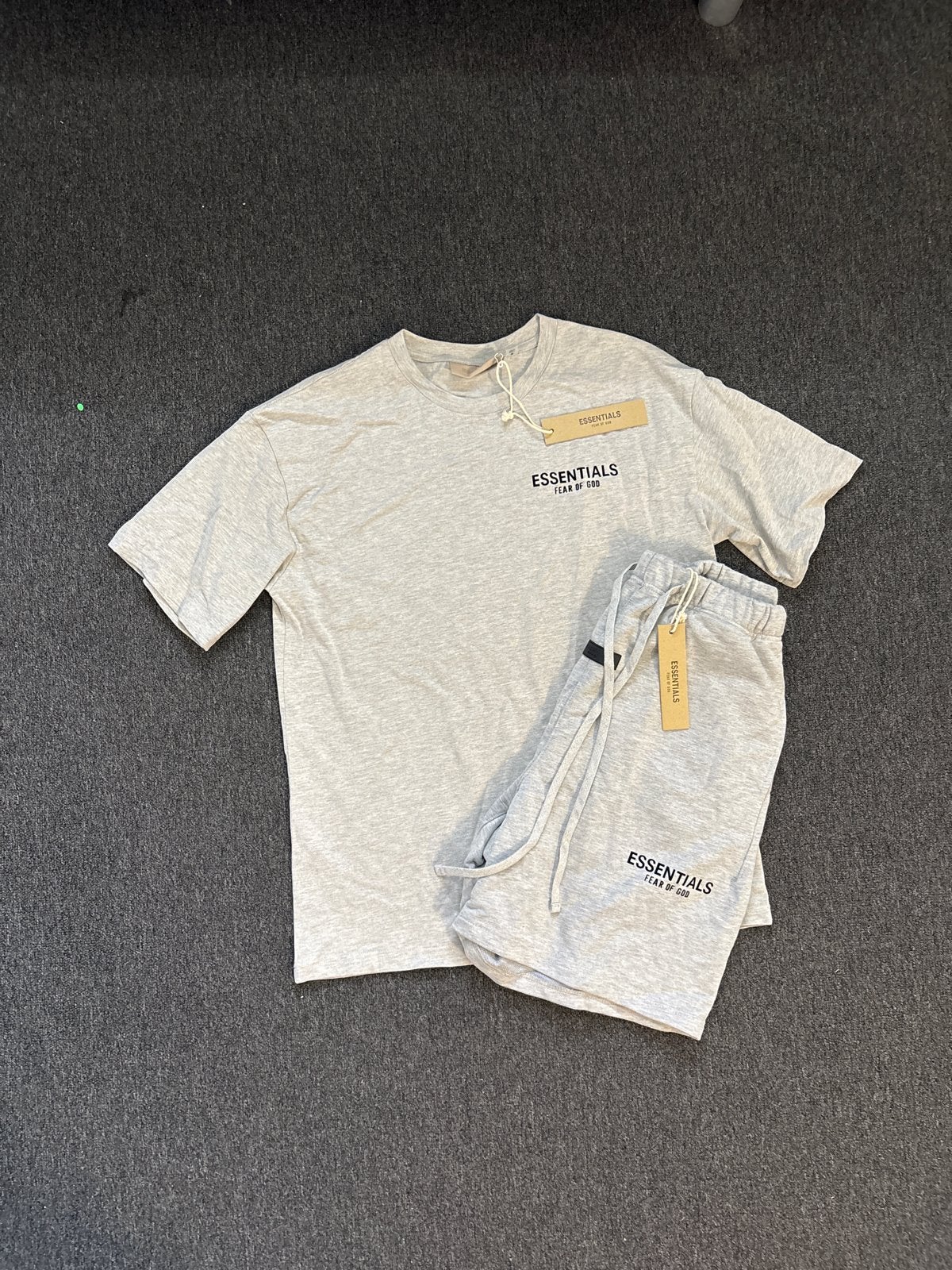 Essentials Fear of God Zomer Set Nieuw met Tags Maat M, Ophalen of Verzenden, Nieuw, Maat 48/50 (M), Grijs